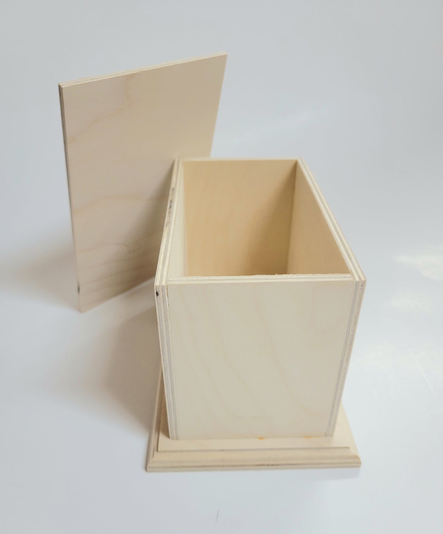 Tall Box w/ Lid