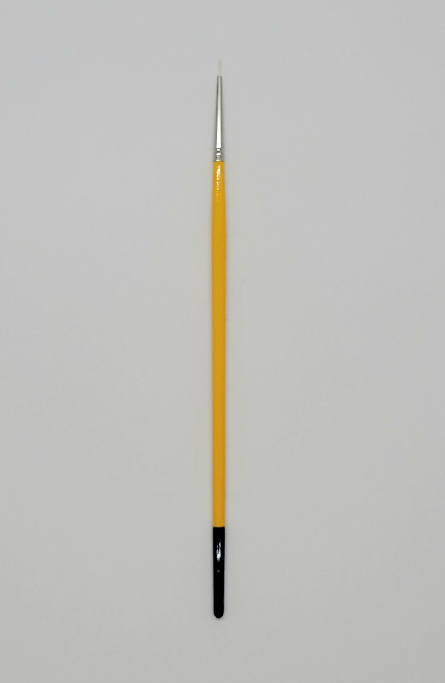 795 Round White Nylon Brush  by Loew-Cornell