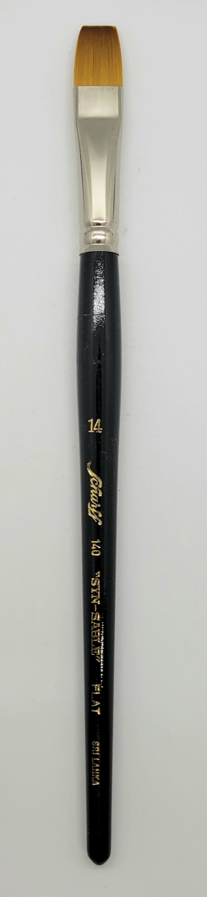 Golden Taklon Flat Shader Brush by Scharff Brushes